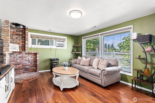 1000 D Street SE, Auburn, WA 98002