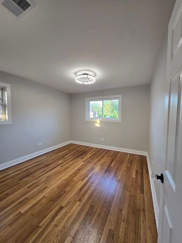 8505 S King Drive, Chicago, IL 60619