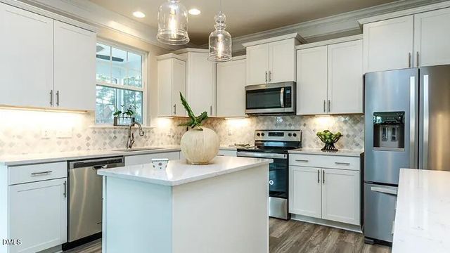 726 Old Station Point 150, Angier, NC 27501