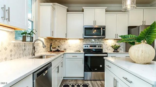 726 Old Station Point 150, Angier, NC 27501