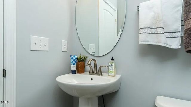 726 Old Station Point 150, Angier, NC 27501