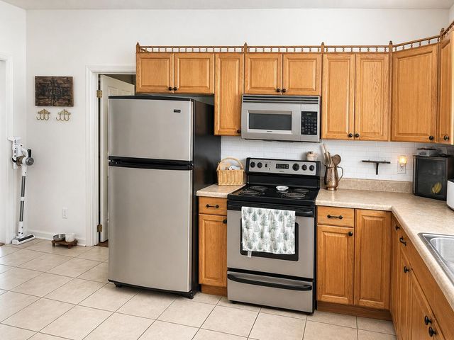 1155 Nellie Head Road, Tunnel Hill, GA 30755