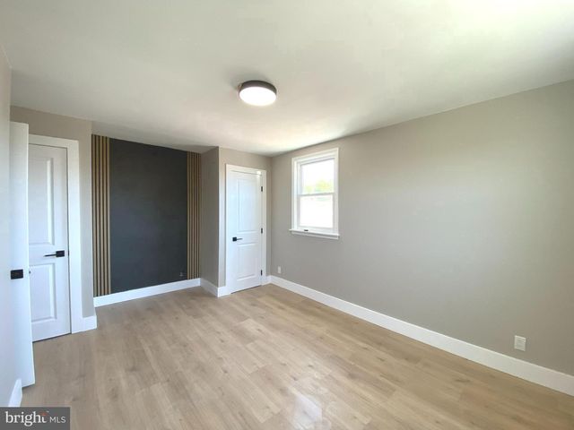 1030 E SEDGWICK ST, Philadelphia, PA 19150