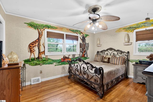 45 Ridgeway Drive, Greenville, SC 29605