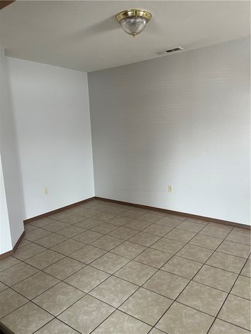 423 Water Street B1, Springdale, AR 72764