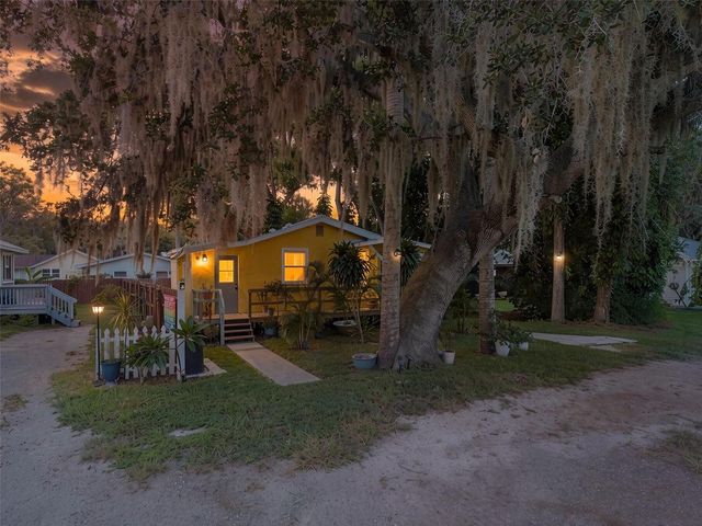 5721 CASSON AVENUE, New Port Richey, FL 34652