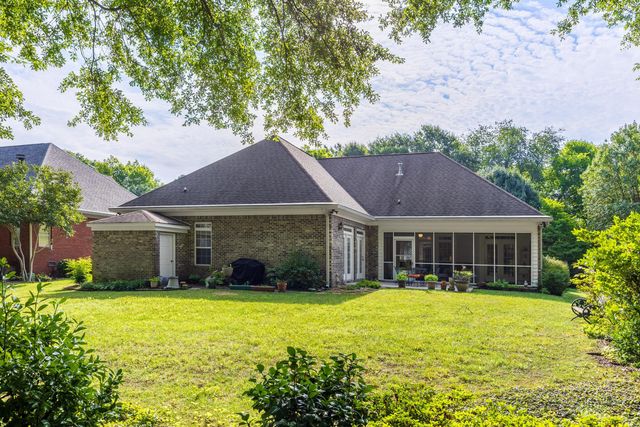 4961 Hampshire Place, Hixson, TN 37343