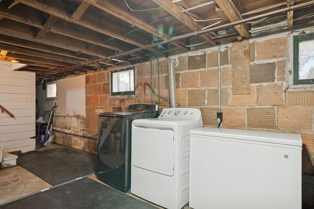 601 Mill Avenue NE, Montgomery, MN 56069