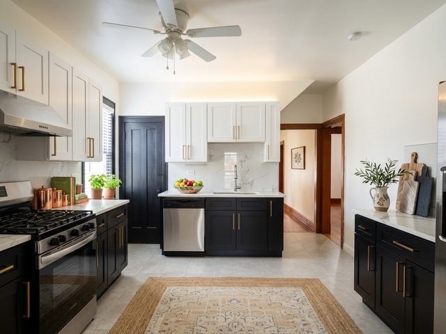 5214 W Schubert Avenue, Chicago, IL 60639