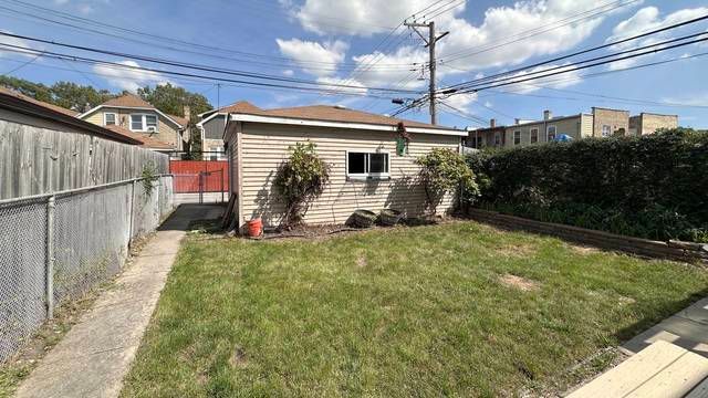 5214 W Schubert Avenue, Chicago, IL 60639
