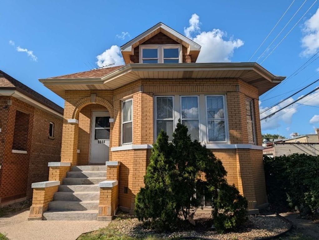 5214 W Schubert Avenue, Chicago, IL 60639