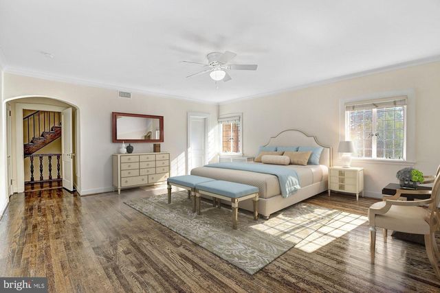 2701 32ND ST NW, Washington, DC 20008