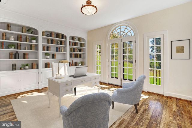 2701 32ND ST NW, Washington, DC 20008