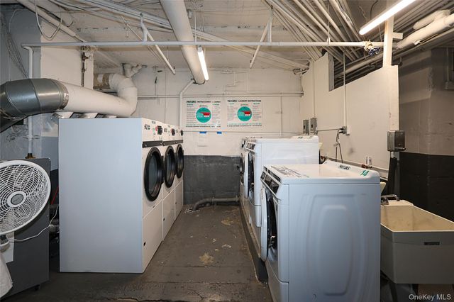 11525 Metropolitan Avenue 233, Kew Gardens, NY 11418