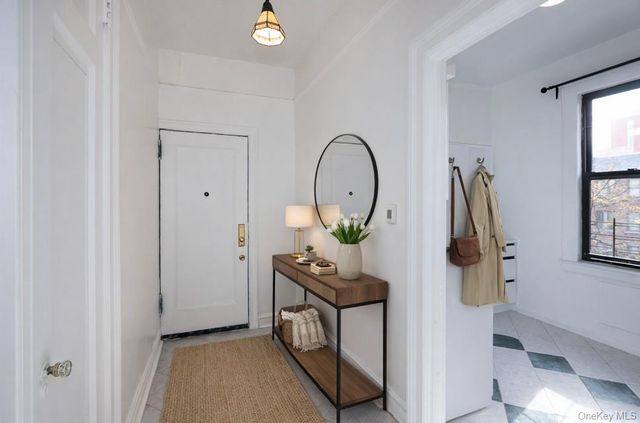 11525 Metropolitan Avenue 233, Kew Gardens, NY 11418