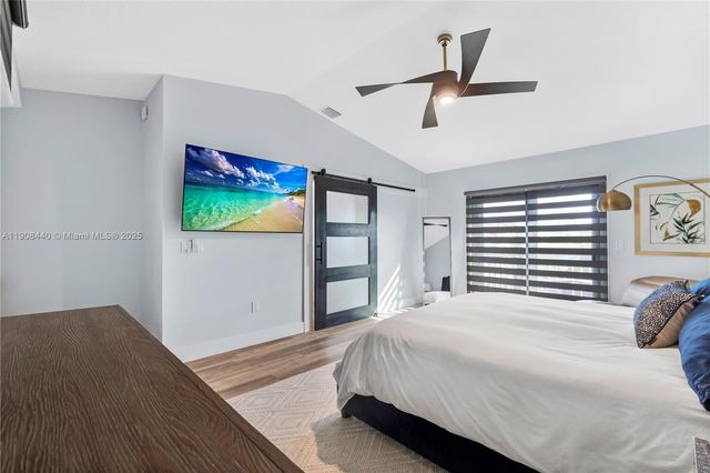 1524 Gabriel St, Hollywood, FL 33020