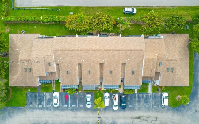 1524 Gabriel St, Hollywood, FL 33020