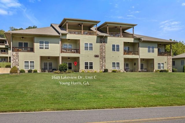 1649 C Lakeview Dr, Young Harris, GA 30582