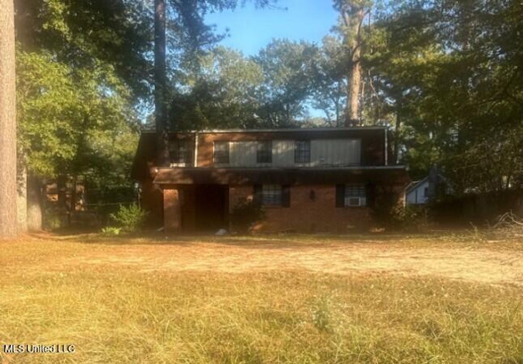 111 Blackmon Road, Byram, MS 39272