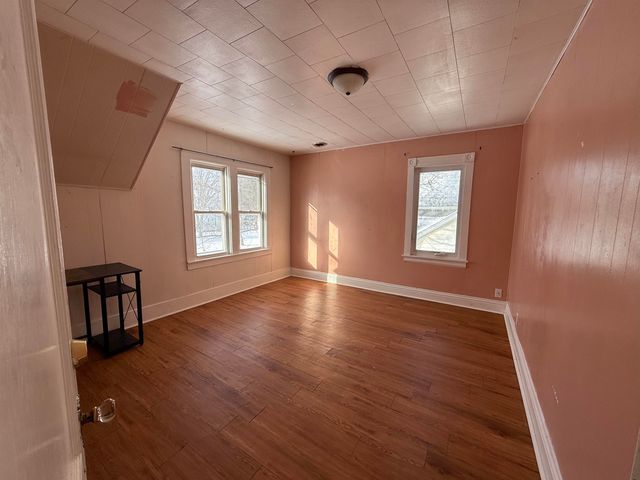 310 N Kinney Avenue, Pleasant, MI 48858