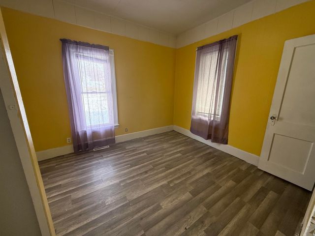 310 N Kinney Avenue, Pleasant, MI 48858