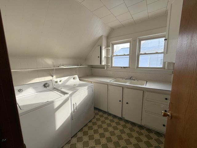 310 N Kinney Avenue, Pleasant, MI 48858