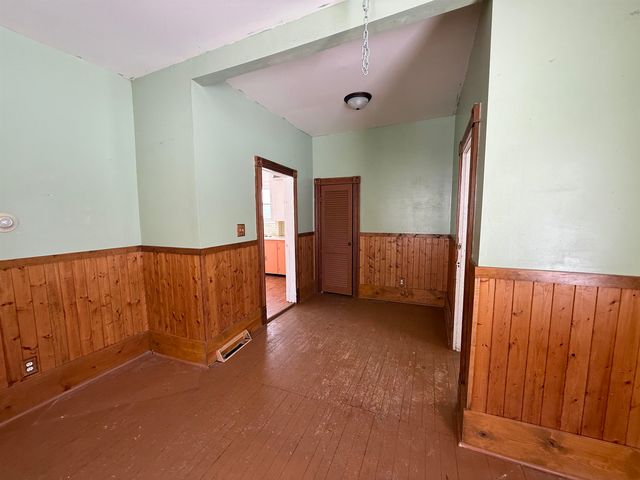 310 N Kinney Avenue, Pleasant, MI 48858