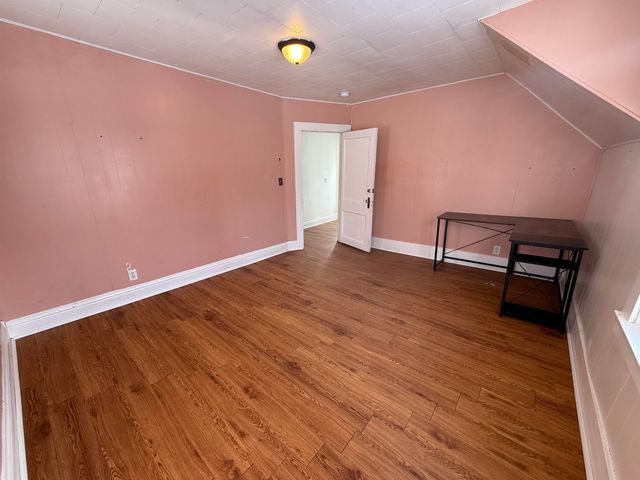 310 N Kinney Avenue, Pleasant, MI 48858