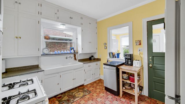 2018 Superior Avenue, Whiting, IN 46394