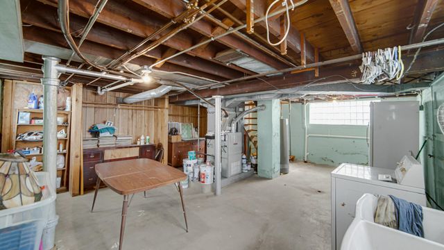 2018 Superior Avenue, Whiting, IN 46394