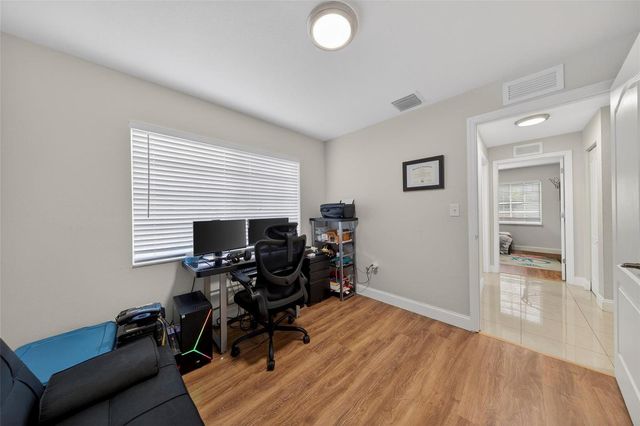 348 NW 40th Court, Oakland Park, FL 33309