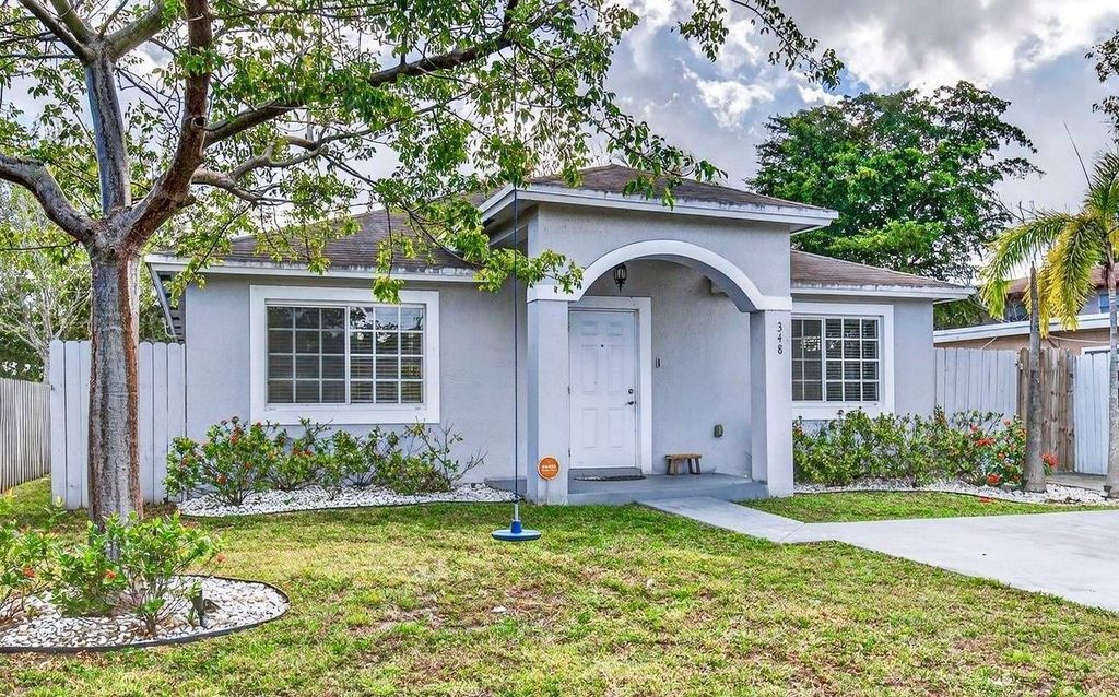 348 NW 40th Court, Oakland Park, FL 33309