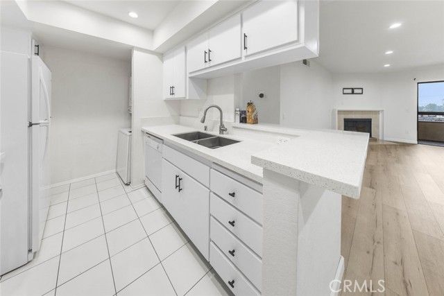 424 Oak Street 324, Glendale, CA 91204