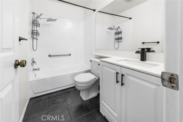 424 Oak Street 324, Glendale, CA 91204