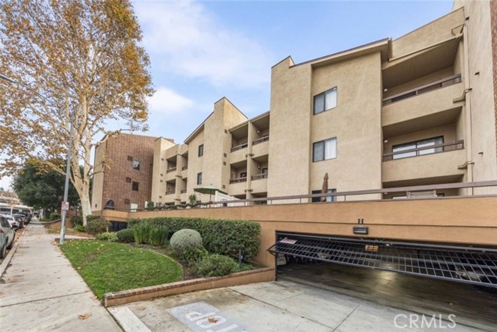 424 Oak Street 324, Glendale, CA 91204