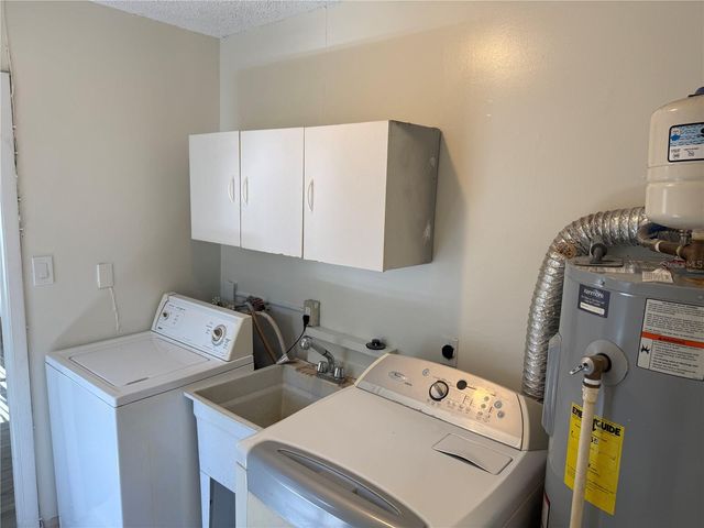 1111 E OKALOOSA AVENUE, Tampa, FL 33604