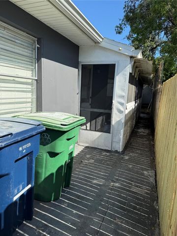 1111 E OKALOOSA AVENUE, Tampa, FL 33604