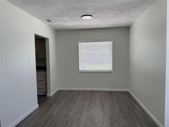 1111 E OKALOOSA AVENUE, Tampa, FL 33604
