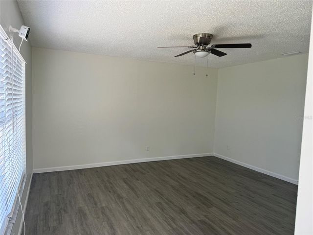 1111 E OKALOOSA AVENUE, Tampa, FL 33604