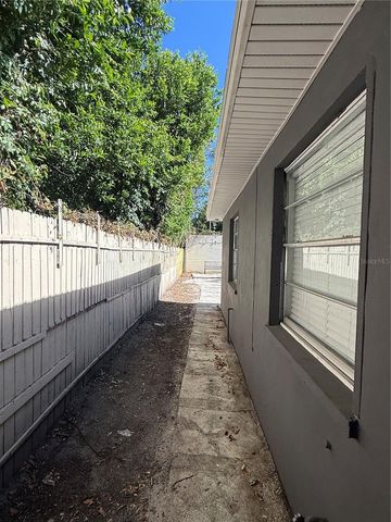 1111 E OKALOOSA AVENUE, Tampa, FL 33604