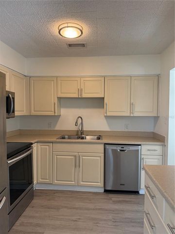 1111 E OKALOOSA AVENUE, Tampa, FL 33604