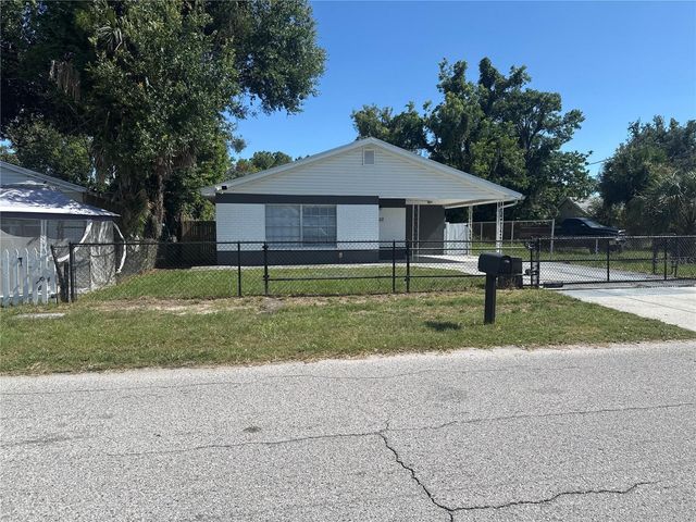 1111 E OKALOOSA AVENUE, Tampa, FL 33604