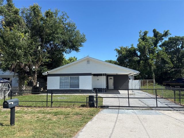 1111 E OKALOOSA AVENUE, Tampa, FL 33604