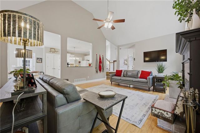 4965 Oakmont Bend Drive, Alpharetta, GA 30004