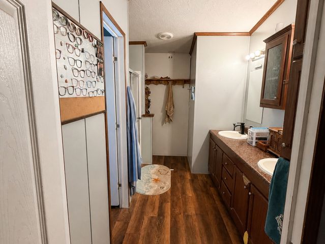 22950 Fawn Trail, Elmendorf, TX 78112