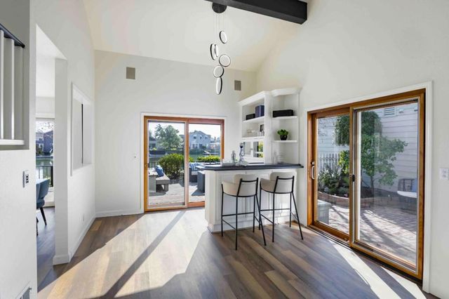 756 Newport Circle, Redwood City, CA 94065