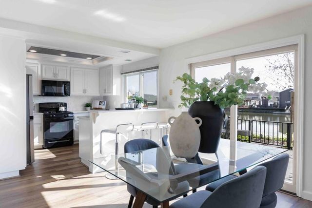 756 Newport Circle, Redwood City, CA 94065