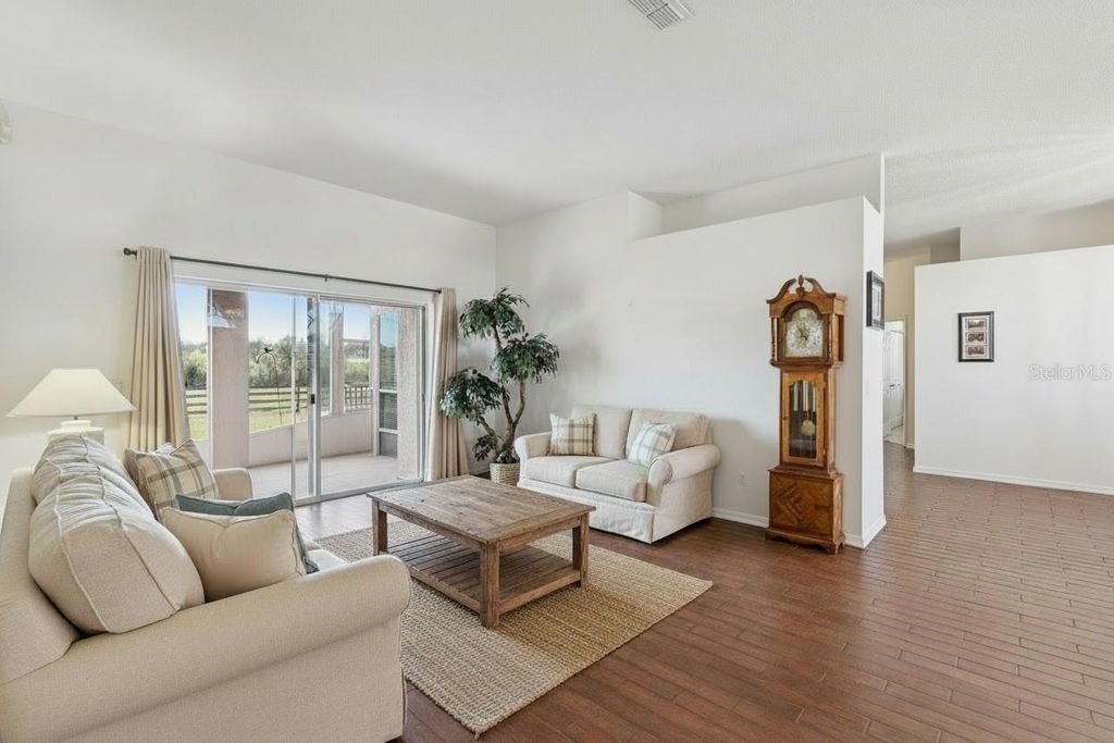 Image 17 of property listing at 10616 OLD GROVE ROAD, Clermont, FL 34711