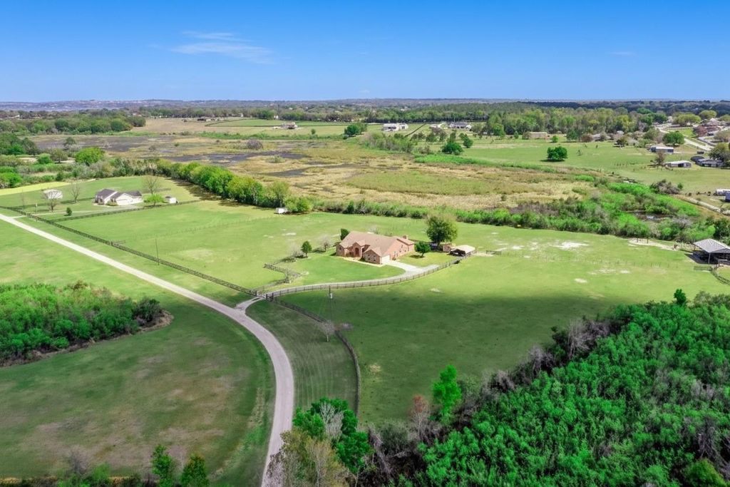 Image 53 of property listing at 10616 OLD GROVE ROAD, Clermont, FL 34711