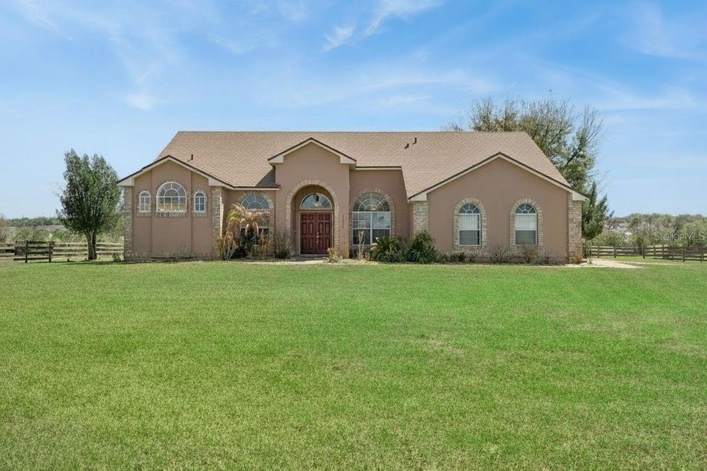 Image 56 of property listing at 10616 OLD GROVE ROAD, Clermont, FL 34711